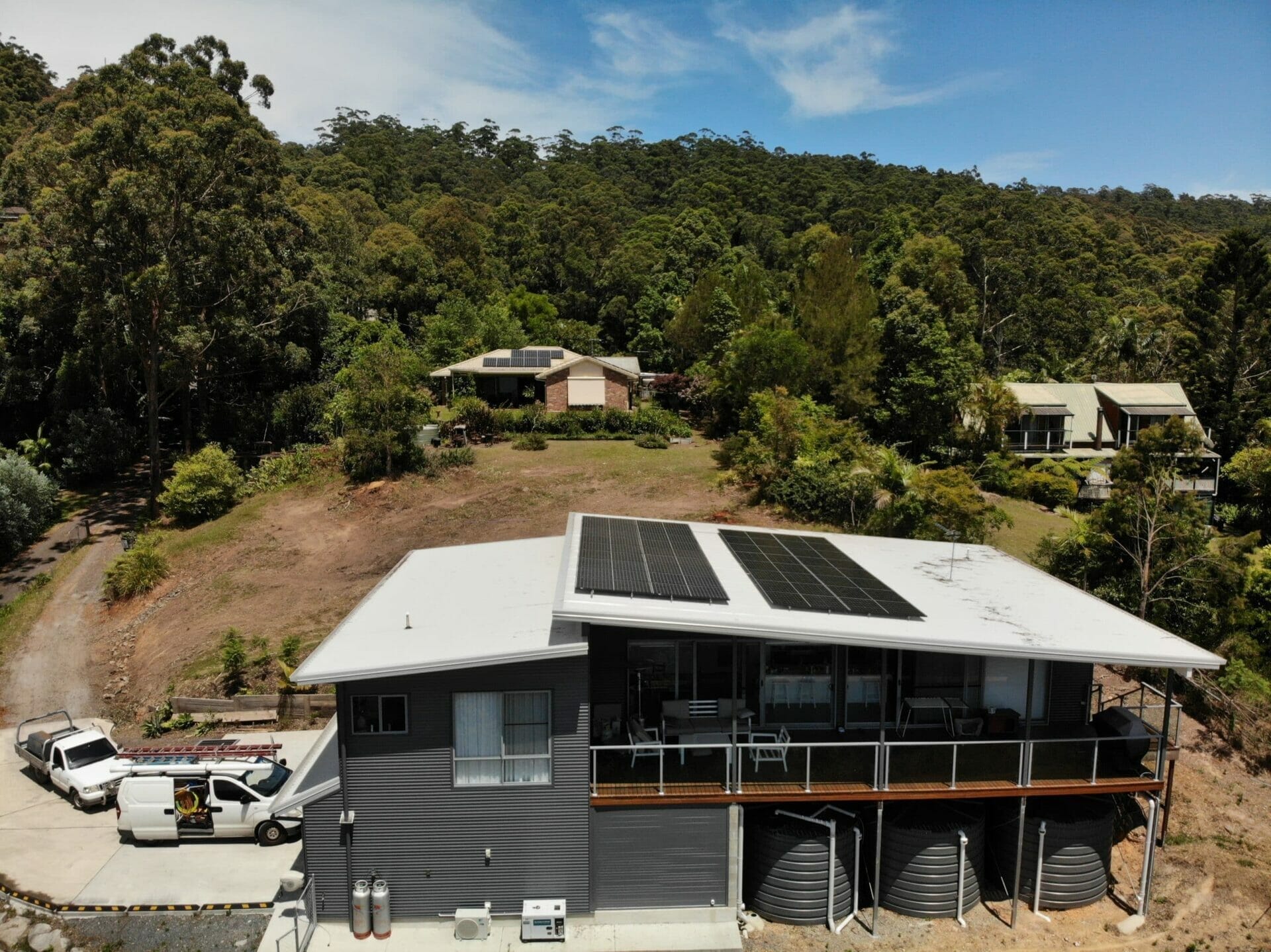 Featured image for “Tambourine Mountain Solar & Battery System”