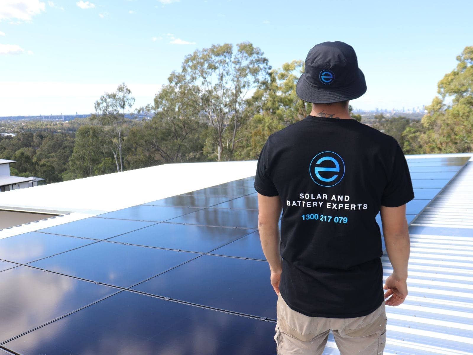 benefits of solar panel battery