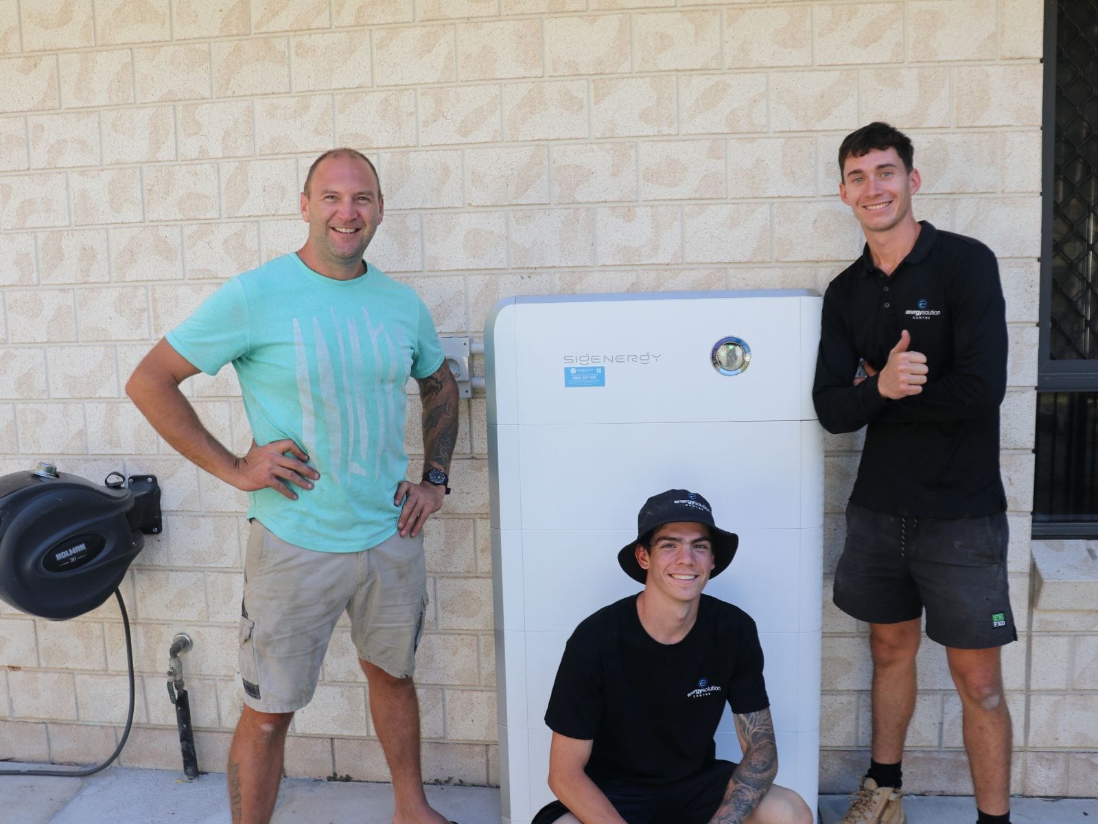 solar panel batteries gold coast